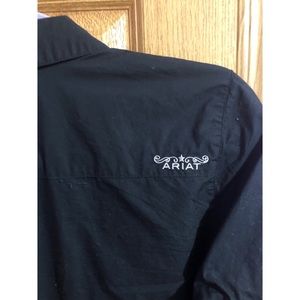 Women’s Ariat button down